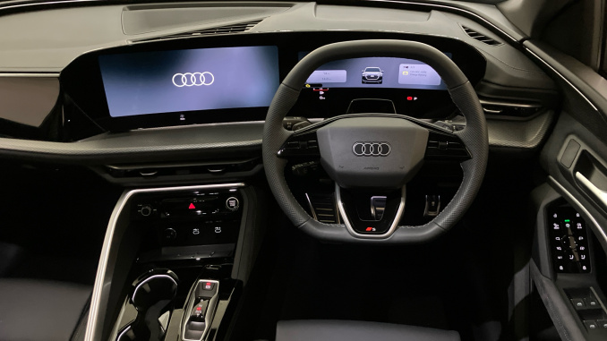 Audi Q5 2.0 TFSI Quattro Black Edition 5dr S Tronic Petrol Estate - Image 9